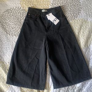 ZARA ✨ The 70’s Bermuda Capri